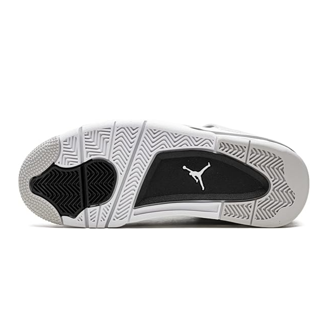 Jordan 4 “Military Black”