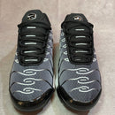 air max tn plus black metallic
