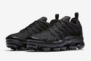 VaporMax Plus “Triple Black” - Tns Do Silva