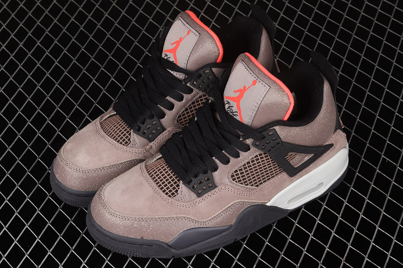 Jordan 4 “Taupe Haze” - Tns Do Silva