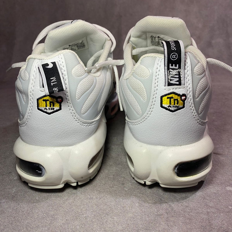 air max tn plus white double swoosh