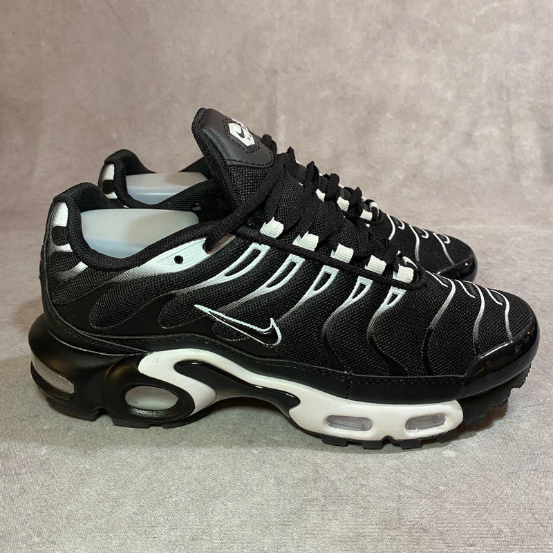 air max tn plus venom