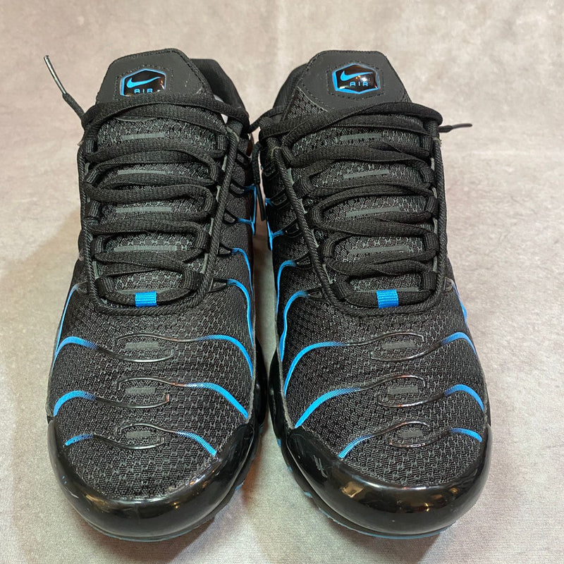 air max tn plus black university blue
