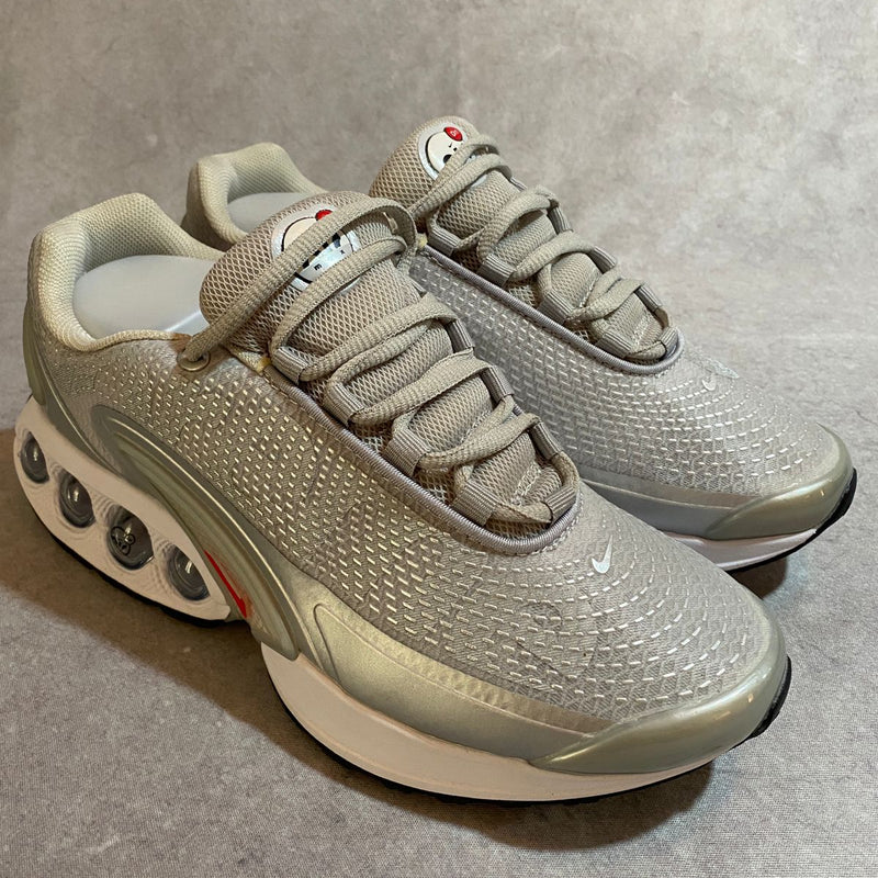 air max plus dn x supreme silver bullet
