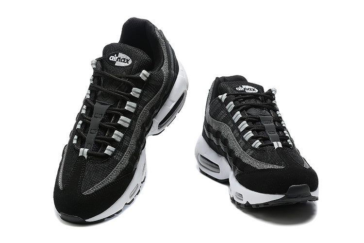 Air Max 95 “Black/White” - Tns Do Silva